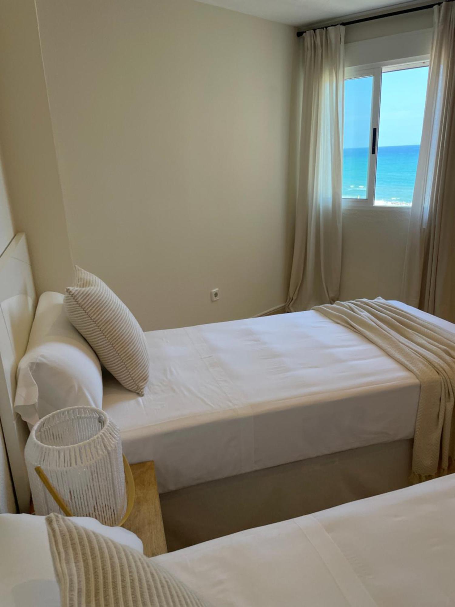 Boutique - Presidente - Premium En Primera Linea De Playa Apartment Gandia